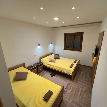 Apartmani Ristanovic Uzice Exterior photo