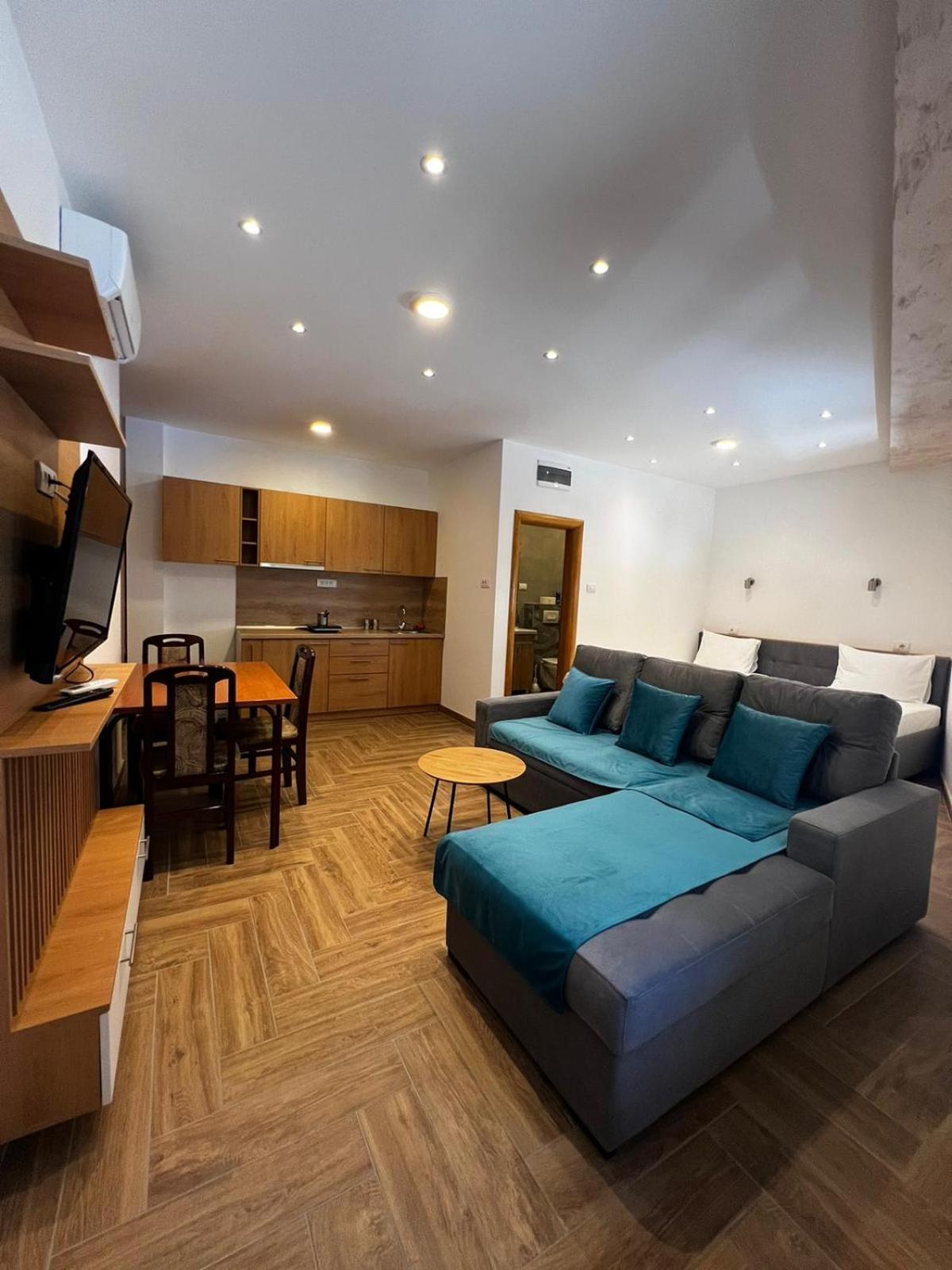 Ristanovic Apartment Uzice